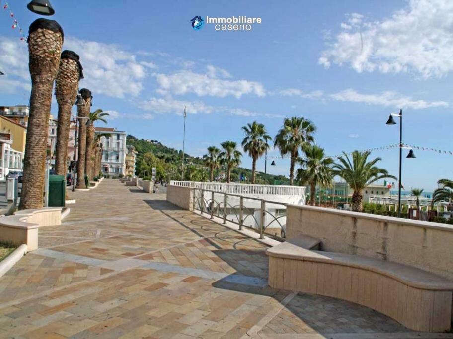 Betta'S Home Vasto Exterior foto
