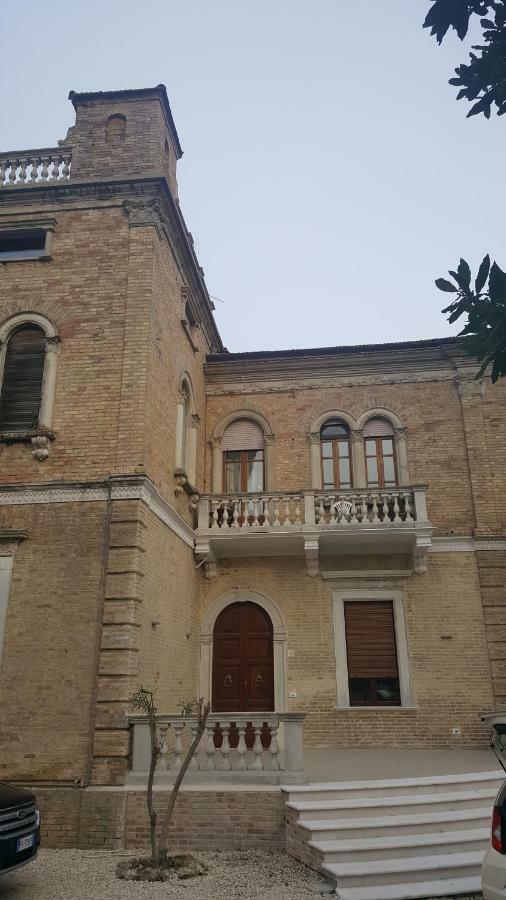 Betta'S Home Vasto Exterior foto